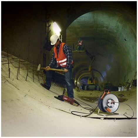 BRENNENSTUHL Enrouleur Steelcore 33m IP44 2.5mm² - 9192331100 – Image 4